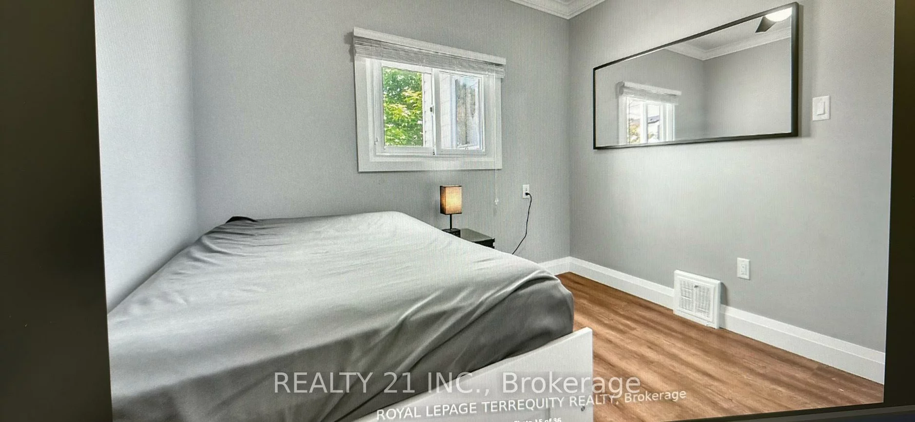 60, Phillip, Birchcliffe-Cliffside, Toronto