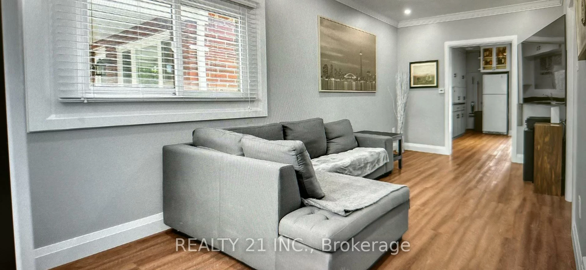 60, Phillip, Birchcliffe-Cliffside, Toronto