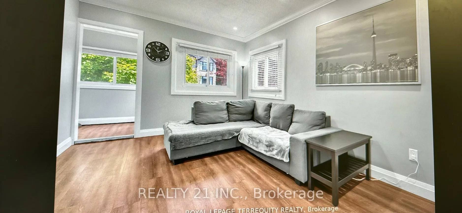 60, Phillip, Birchcliffe-Cliffside, Toronto