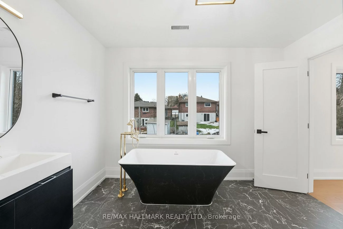 49, Greendowns, Scarborough Village, Toronto