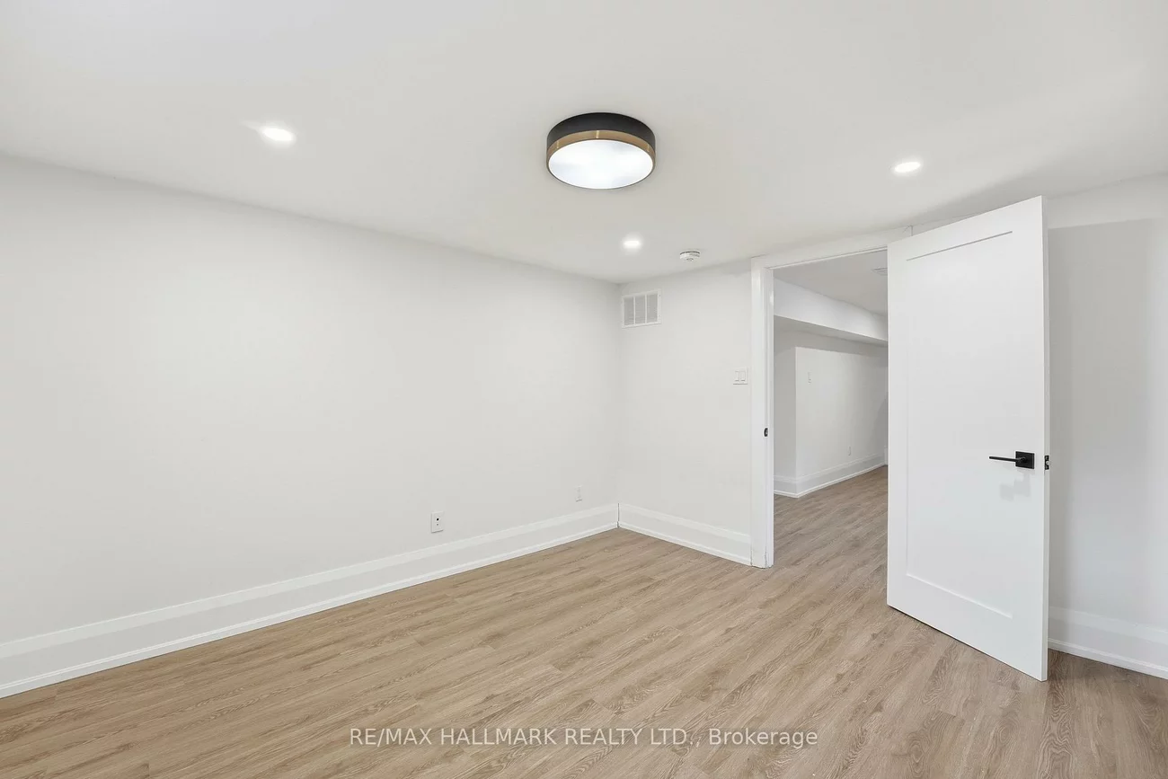 49, Greendowns, Scarborough Village, Toronto