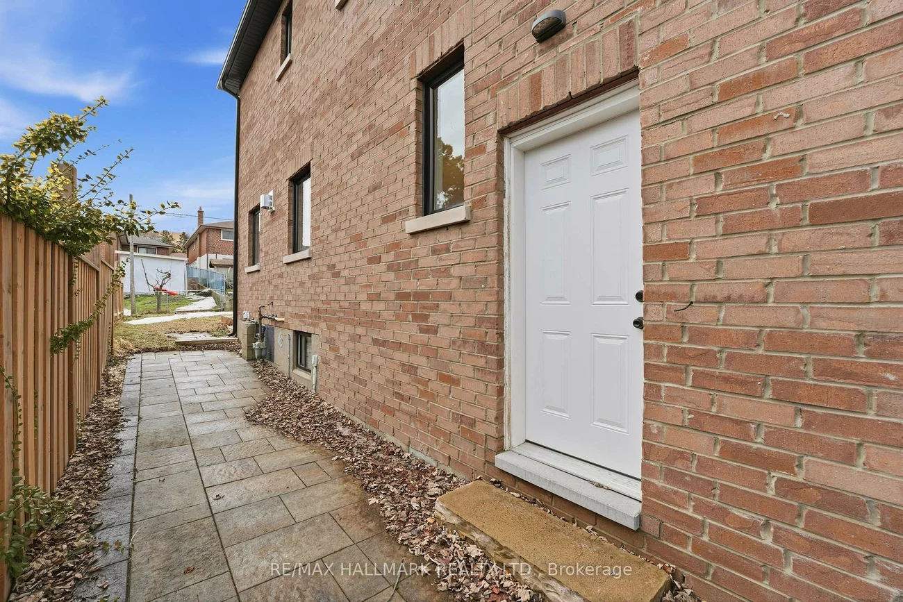 49, Greendowns, Scarborough Village, Toronto