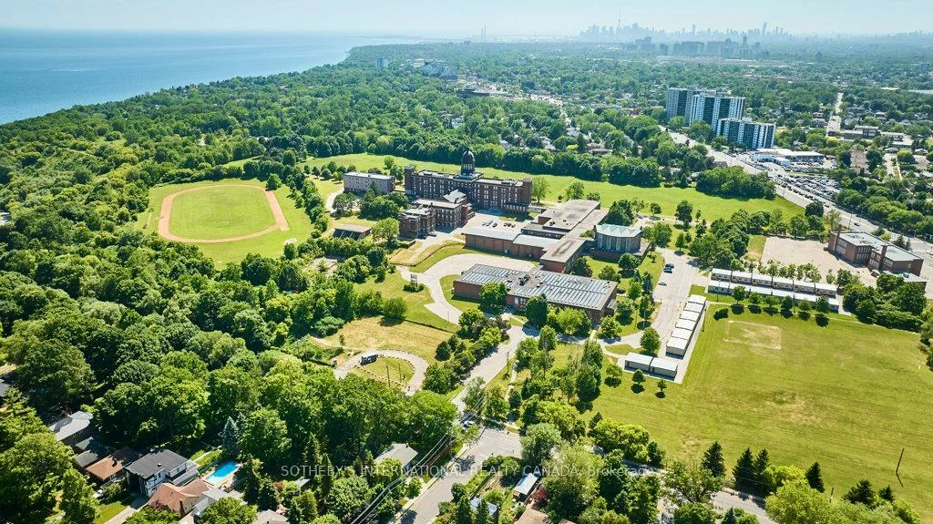 64A, Eastville, Cliffcrest, Toronto