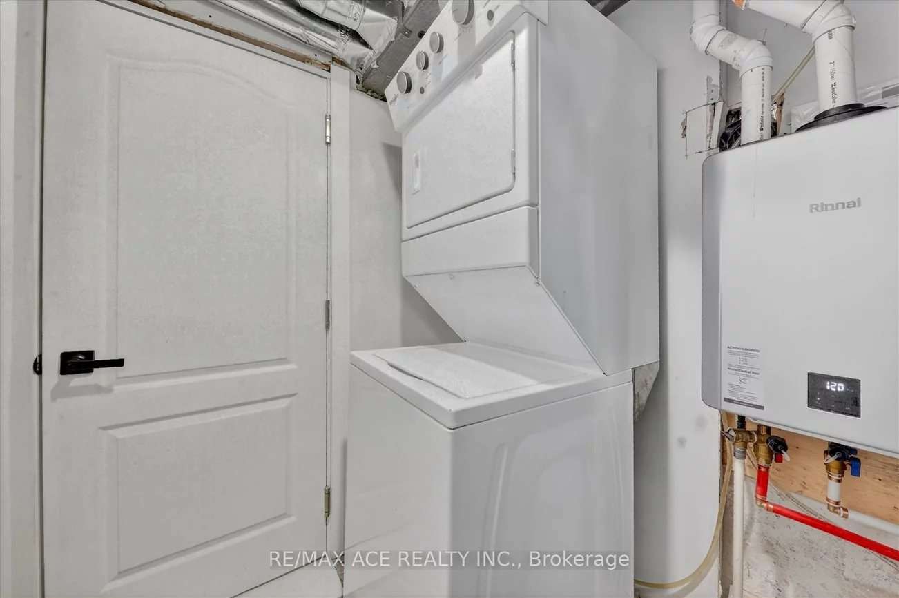 53, Sharbot, Woburn, Toronto