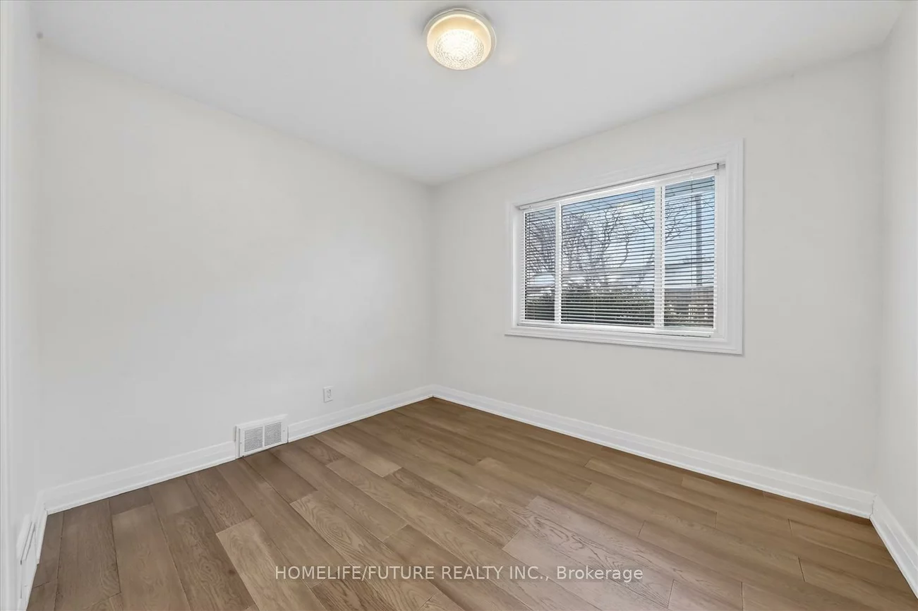 83, Pachino, Wexford-Maryvale, Toronto