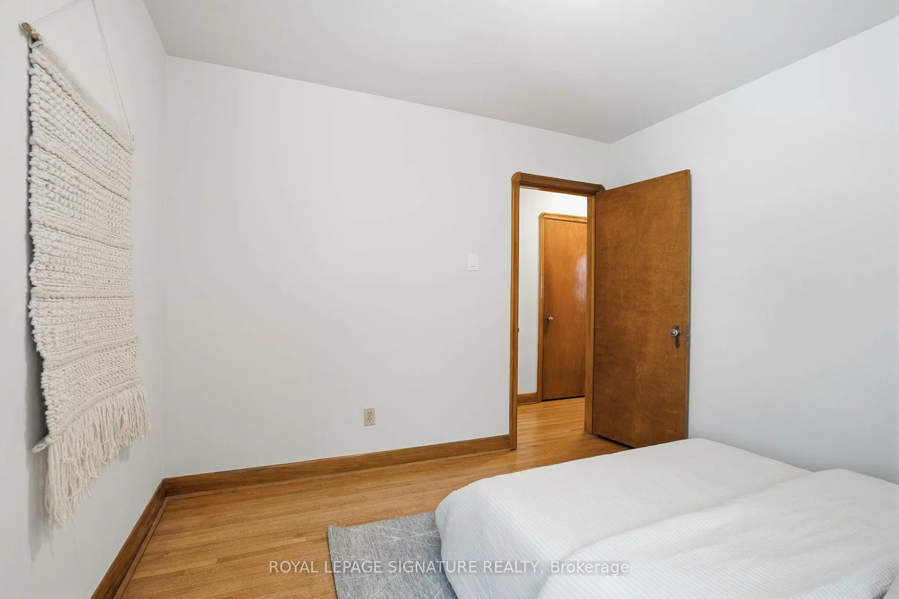 11, Innisdale, Wexford-Maryvale, Toronto