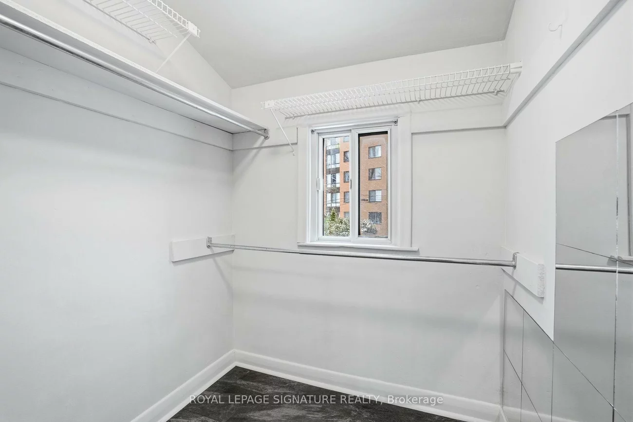 11, Innisdale, Wexford-Maryvale, Toronto