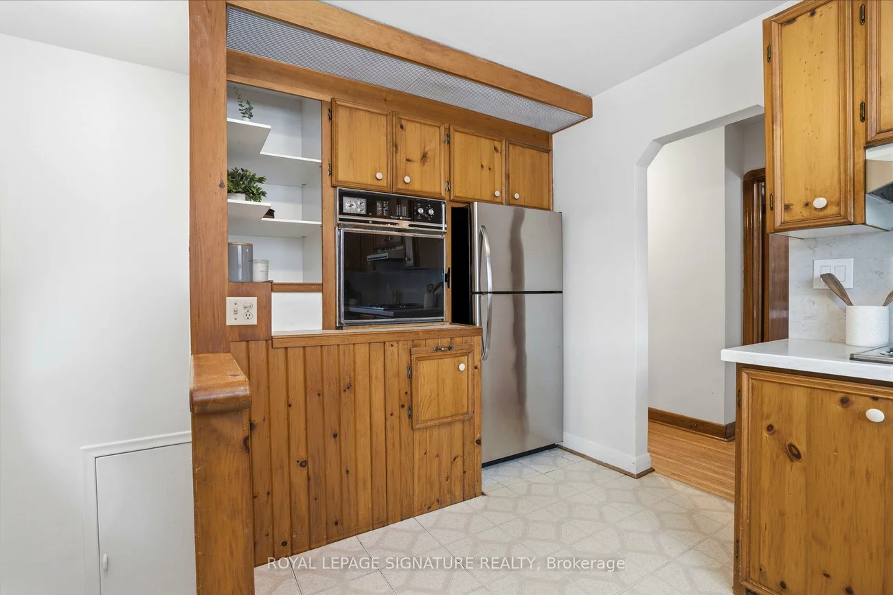 11, Innisdale, Wexford-Maryvale, Toronto