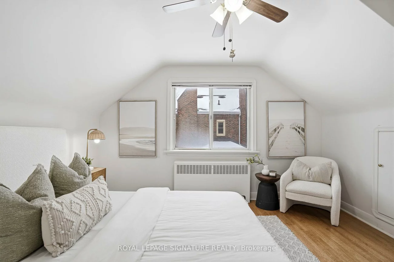 11, Innisdale, Wexford-Maryvale, Toronto