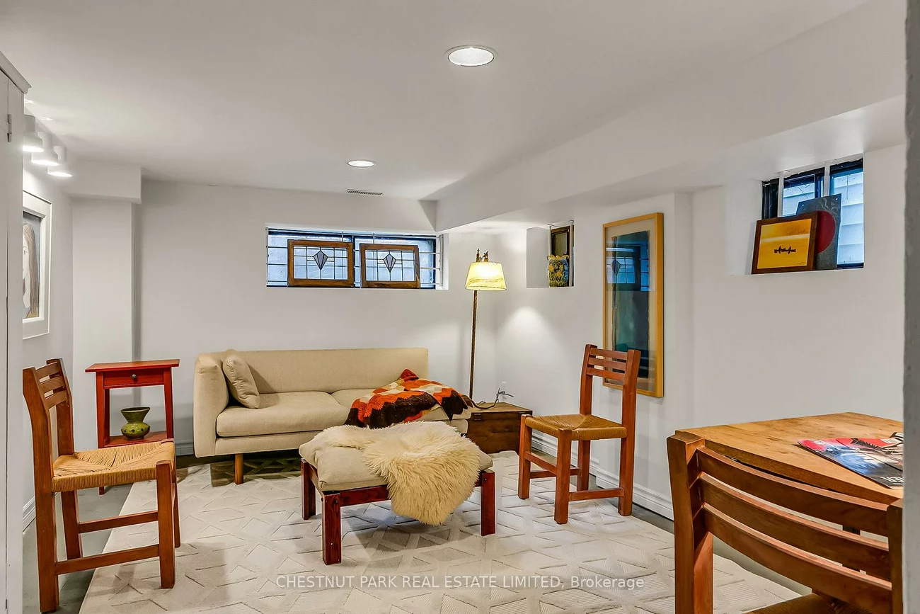 73, Tiverton, South Riverdale, Toronto