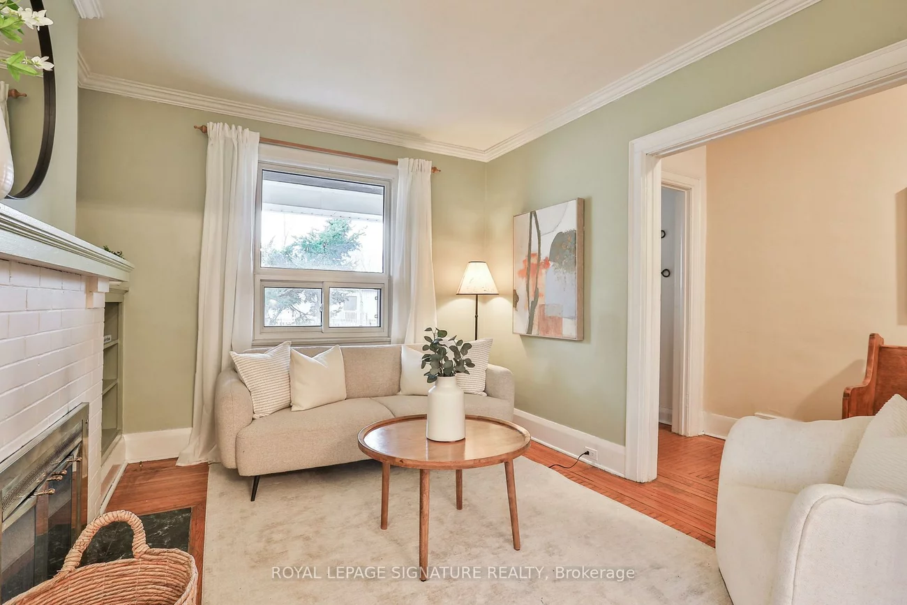 4, Earl Haig, Woodbine Corridor, Toronto