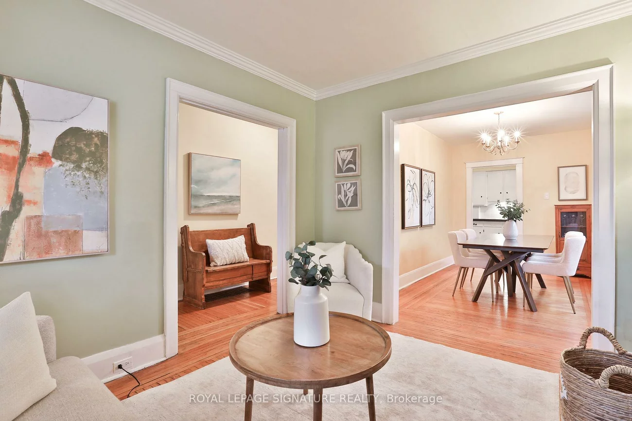 4, Earl Haig, Woodbine Corridor, Toronto