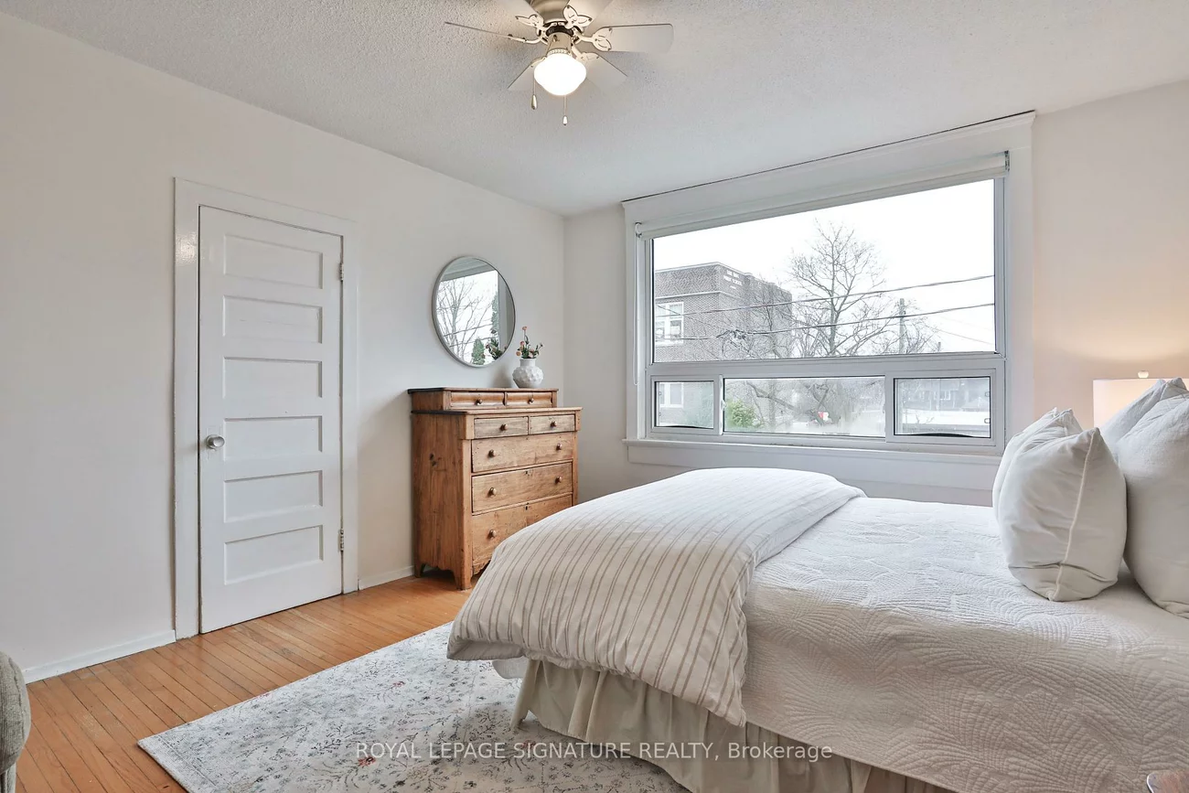 4, Earl Haig, Woodbine Corridor, Toronto