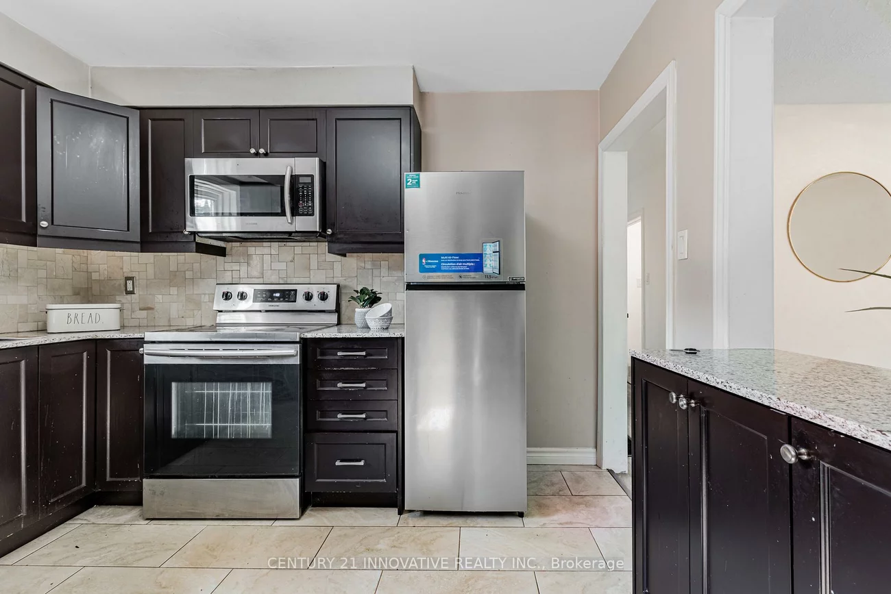 64, Dale, Guildwood, Toronto