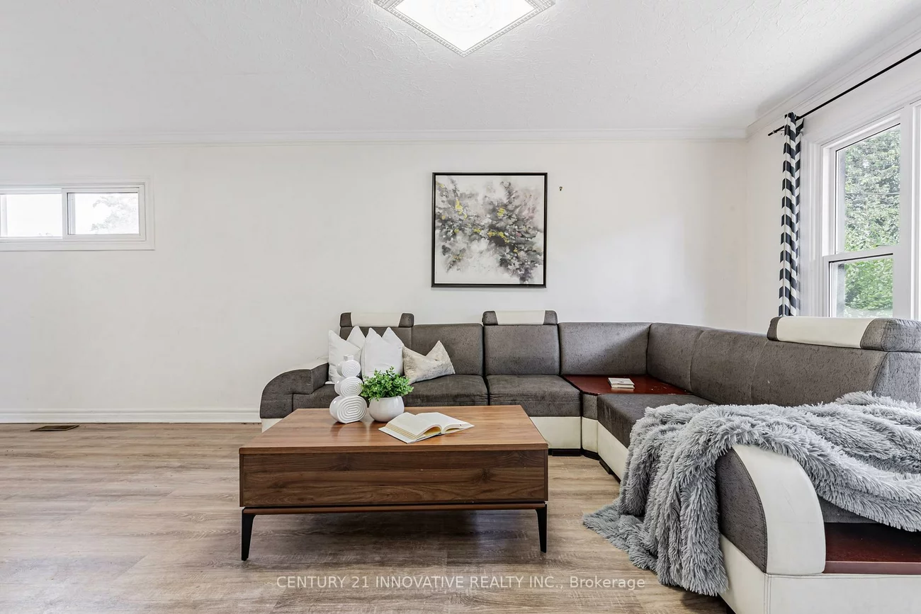 64, Dale, Guildwood, Toronto
