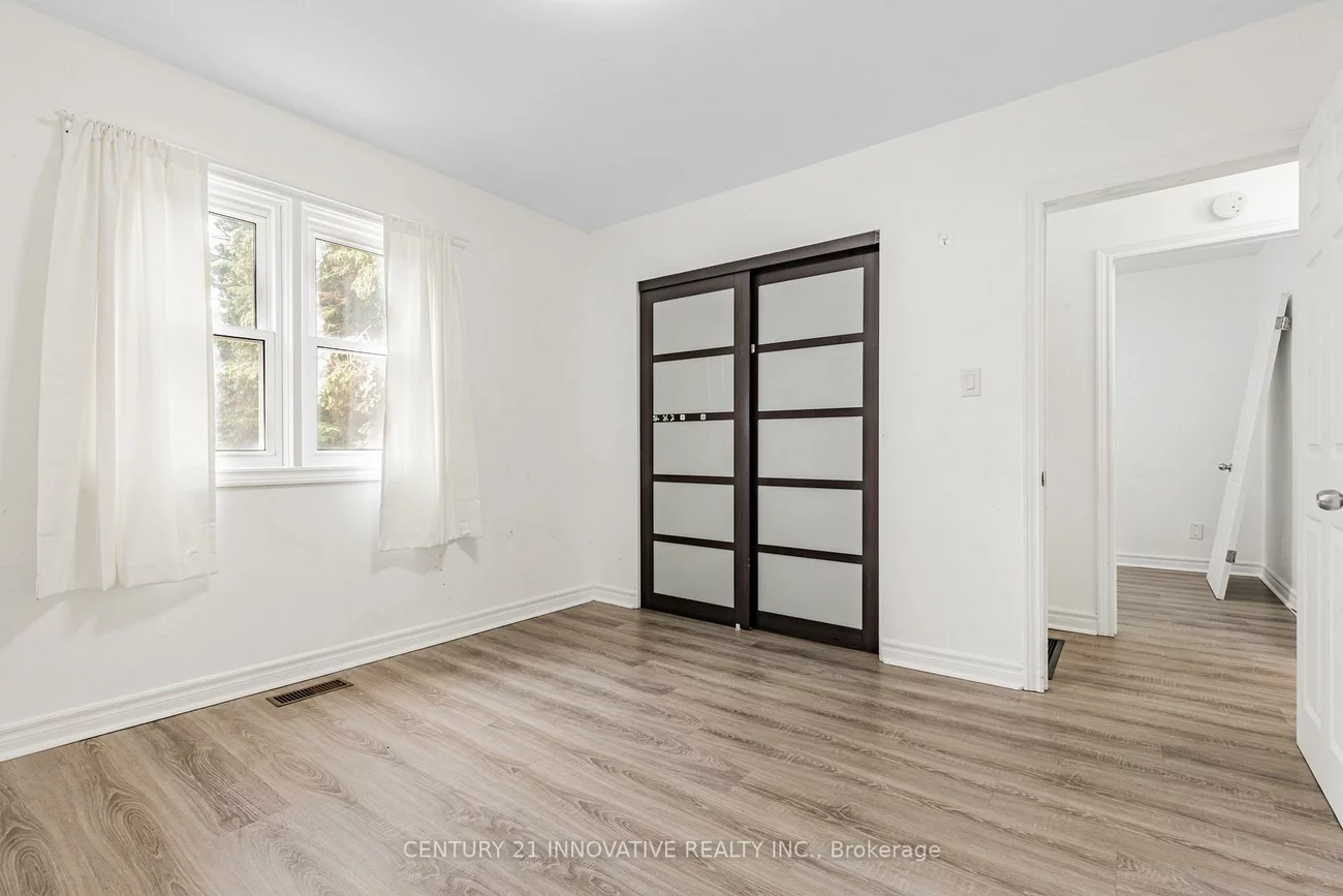 64, Dale, Guildwood, Toronto