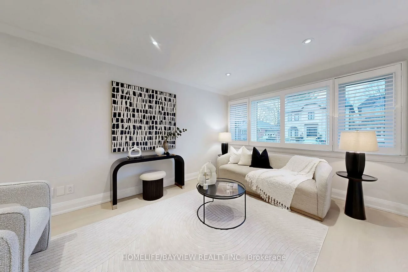 1607, Woodbine Heights, O'Connor-Parkview, Toronto