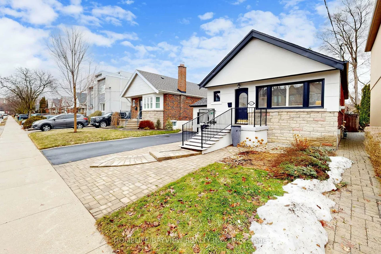 1607, Woodbine Heights, O'Connor-Parkview, Toronto