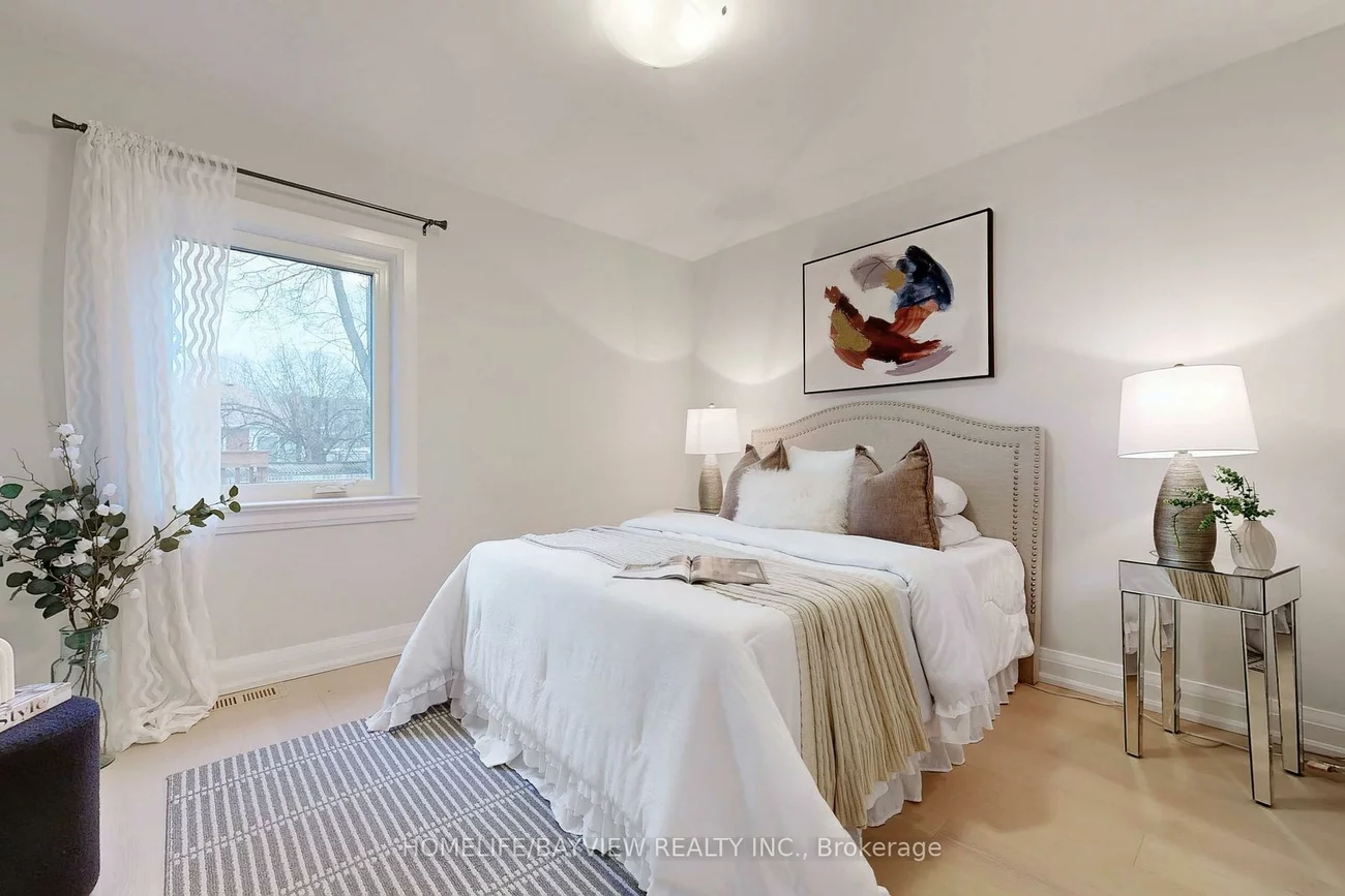 1607, Woodbine Heights, O'Connor-Parkview, Toronto