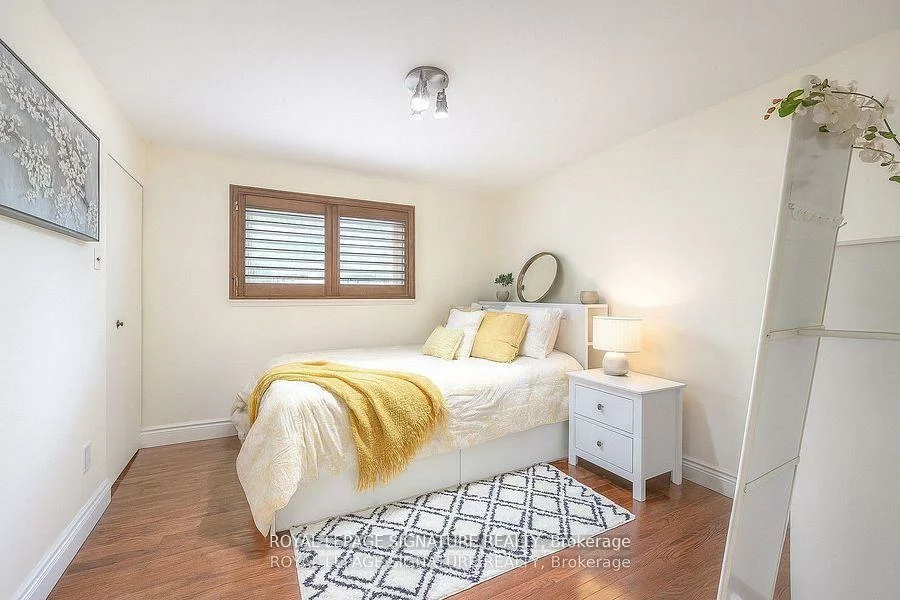 105, Catalina, Guildwood, Toronto