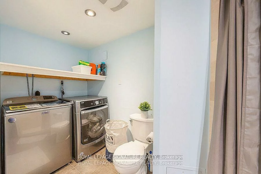 105, Catalina, Guildwood, Toronto