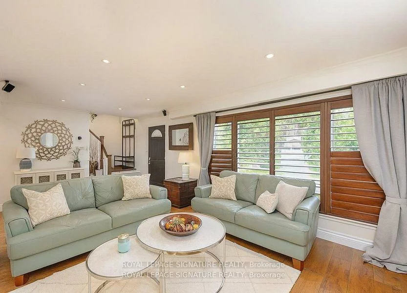 105, Catalina, Guildwood, Toronto