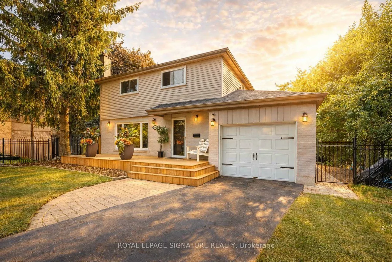 105, Catalina, Guildwood, Toronto