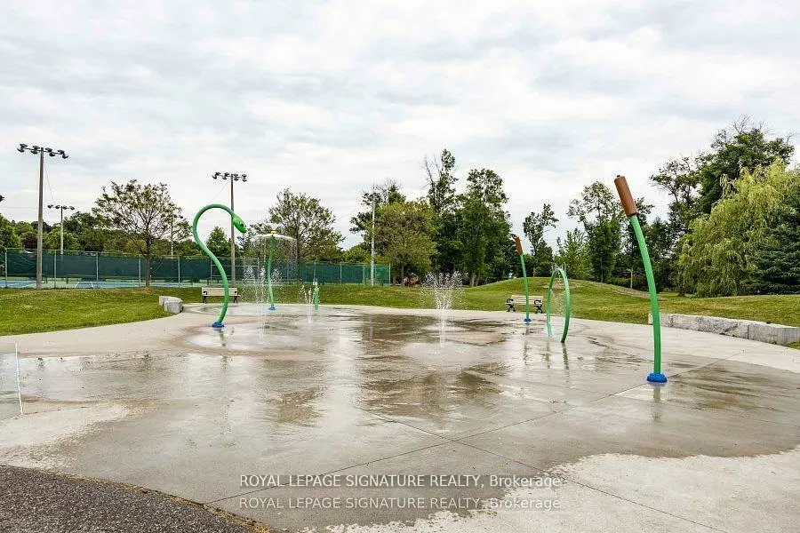 105, Catalina, Guildwood, Toronto