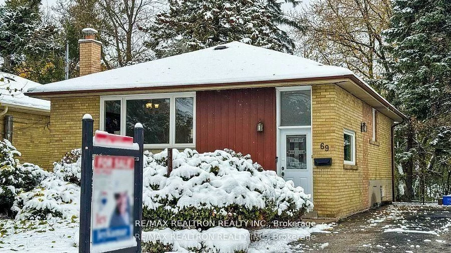 69, Mossbank, Woburn, Toronto