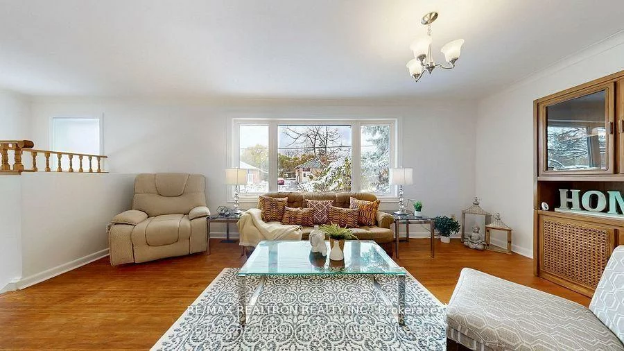 69, Mossbank, Woburn, Toronto