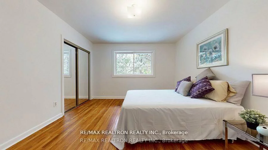 69, Mossbank, Woburn, Toronto