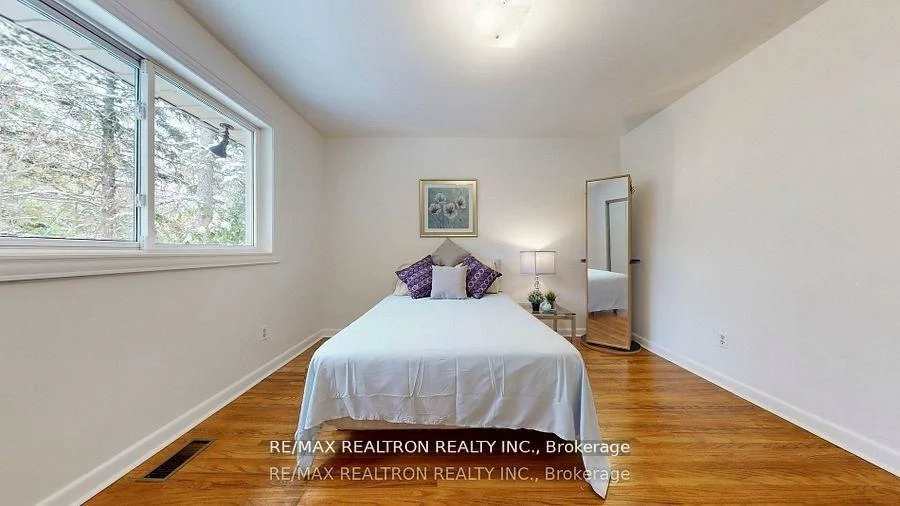 69, Mossbank, Woburn, Toronto