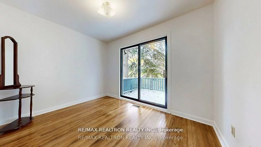 69, Mossbank, Woburn, Toronto