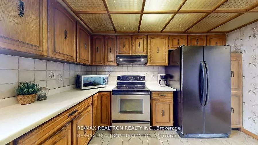 69, Mossbank, Woburn, Toronto