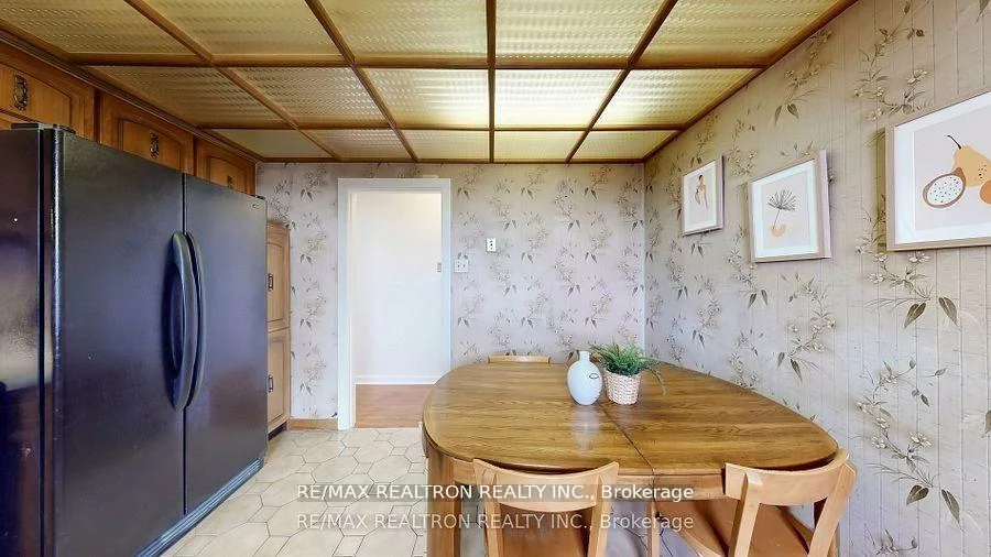 69, Mossbank, Woburn, Toronto