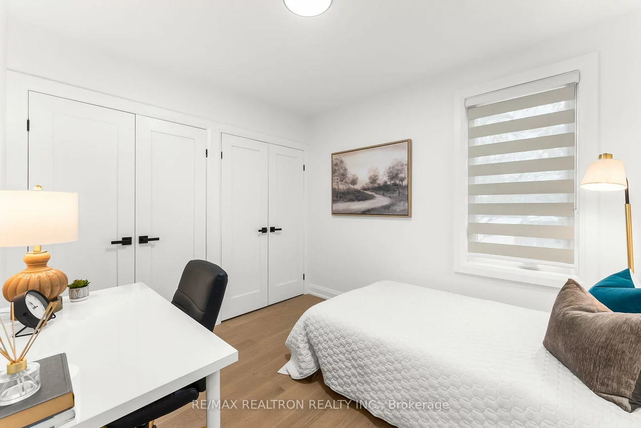 111, Glenmore, Woodbine Corridor, Toronto