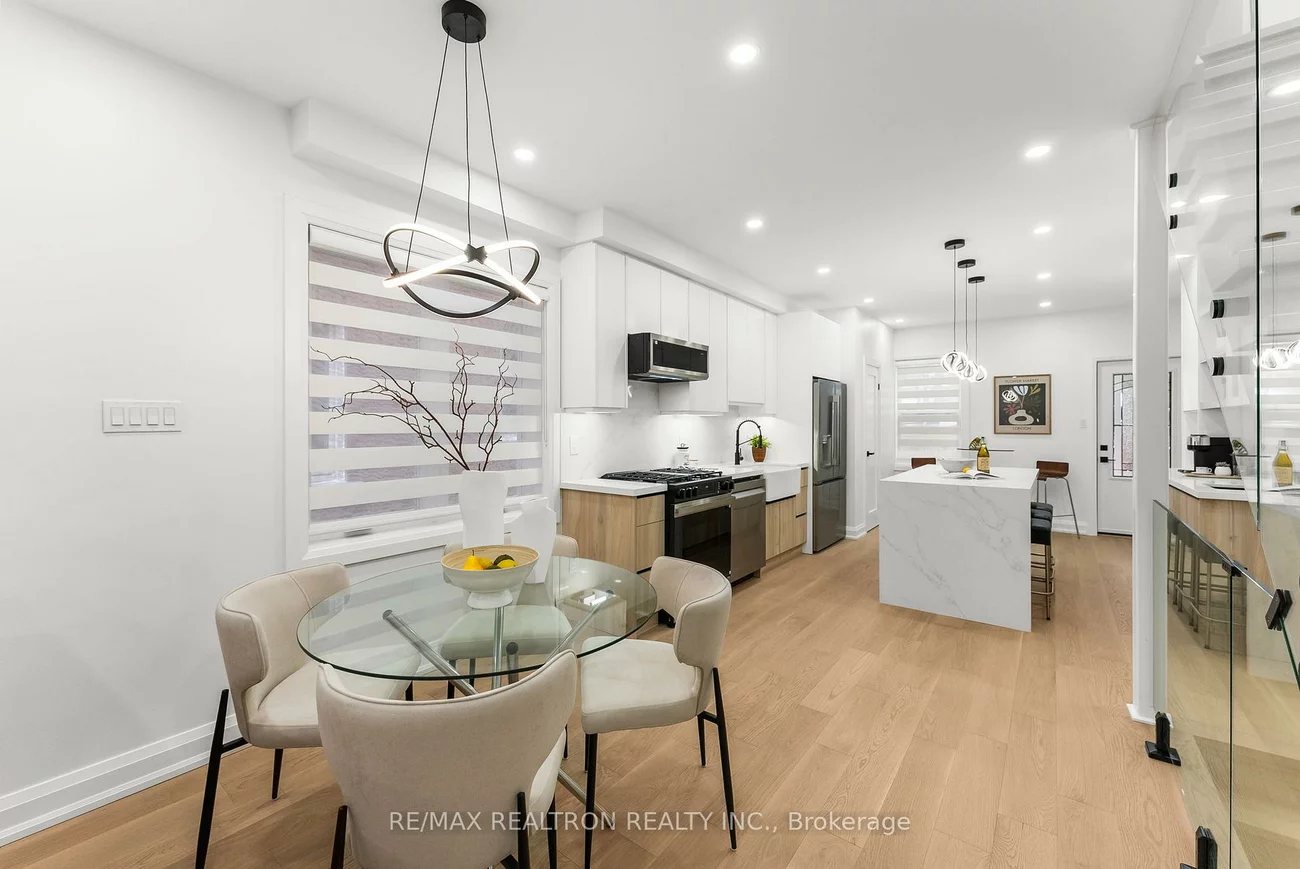 111, Glenmore, Woodbine Corridor, Toronto