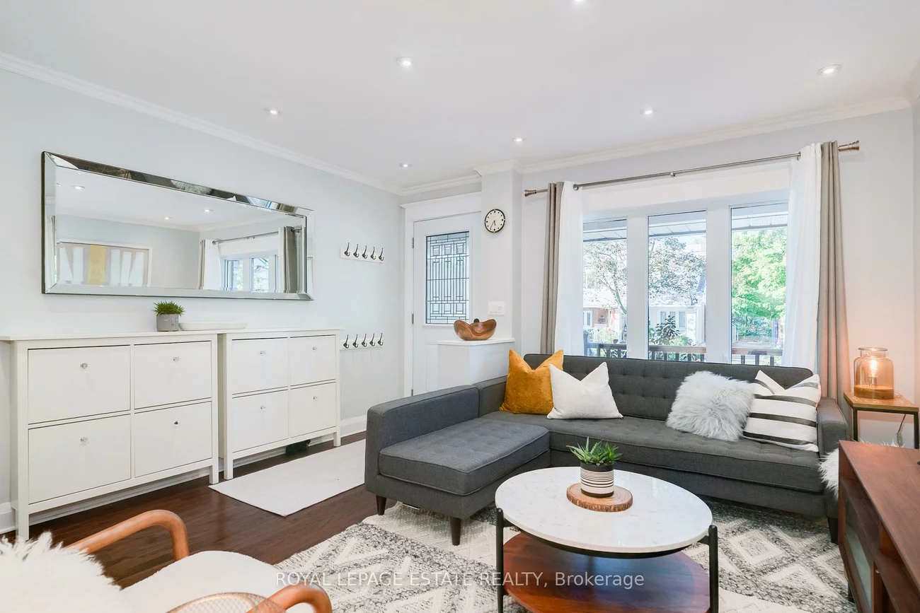 331, Scarborough, East End-Danforth, Toronto