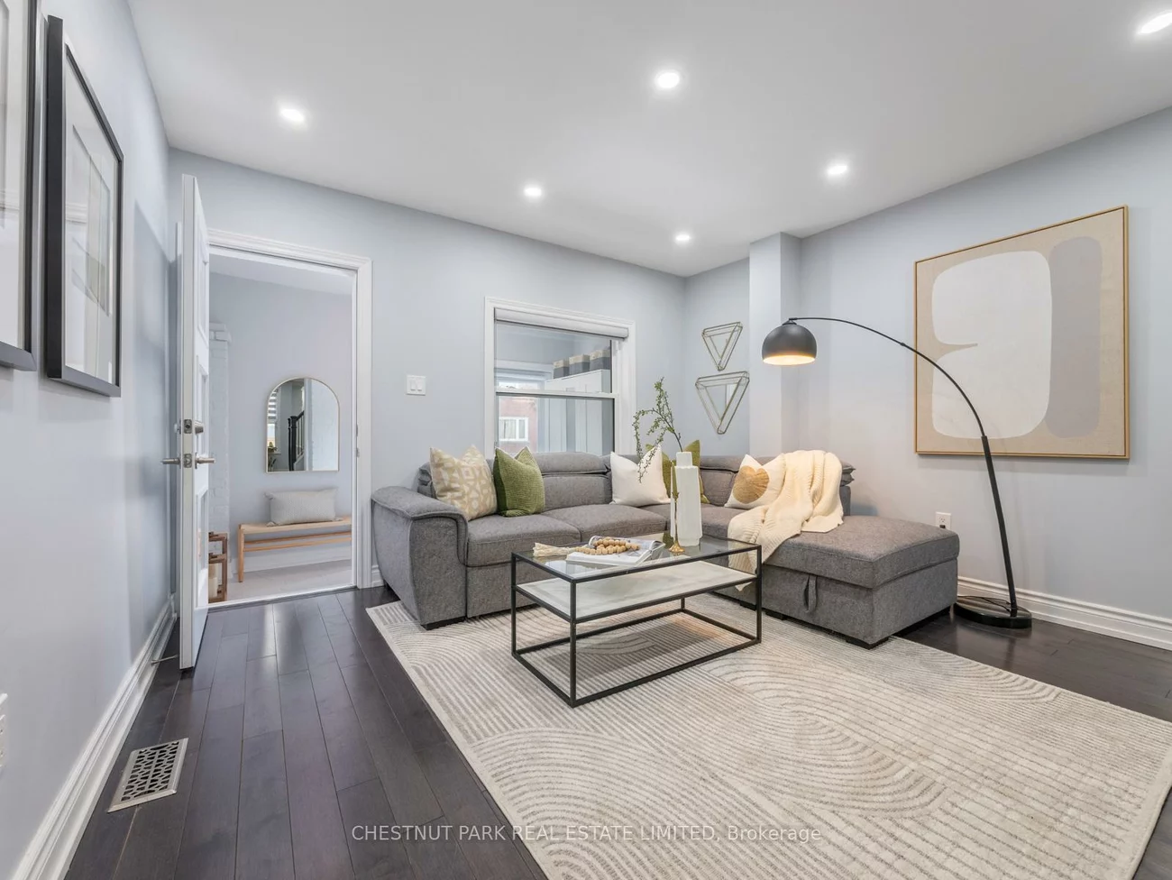 7, Weymouth, Crescent Town, Toronto