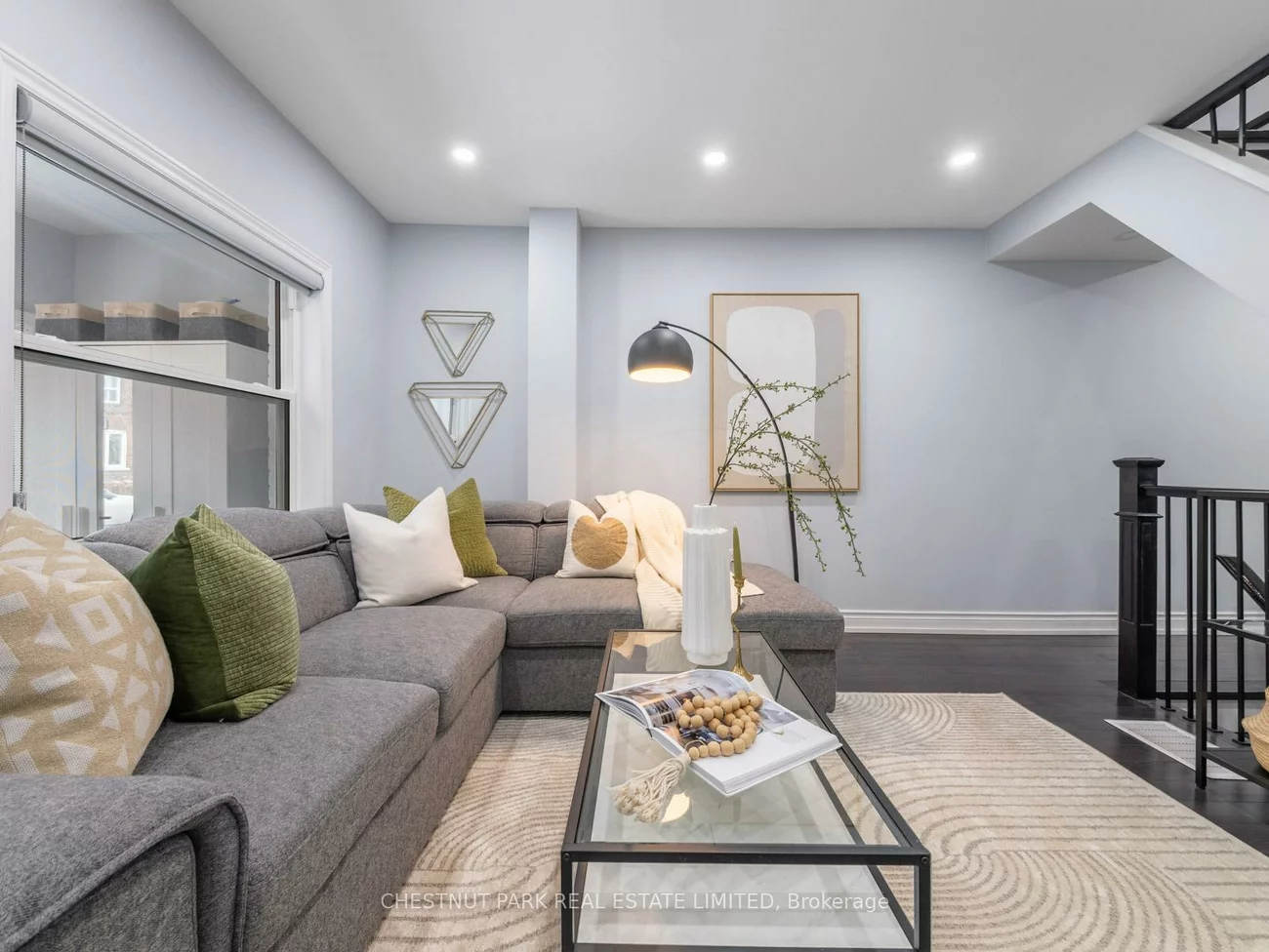 7, Weymouth, Crescent Town, Toronto