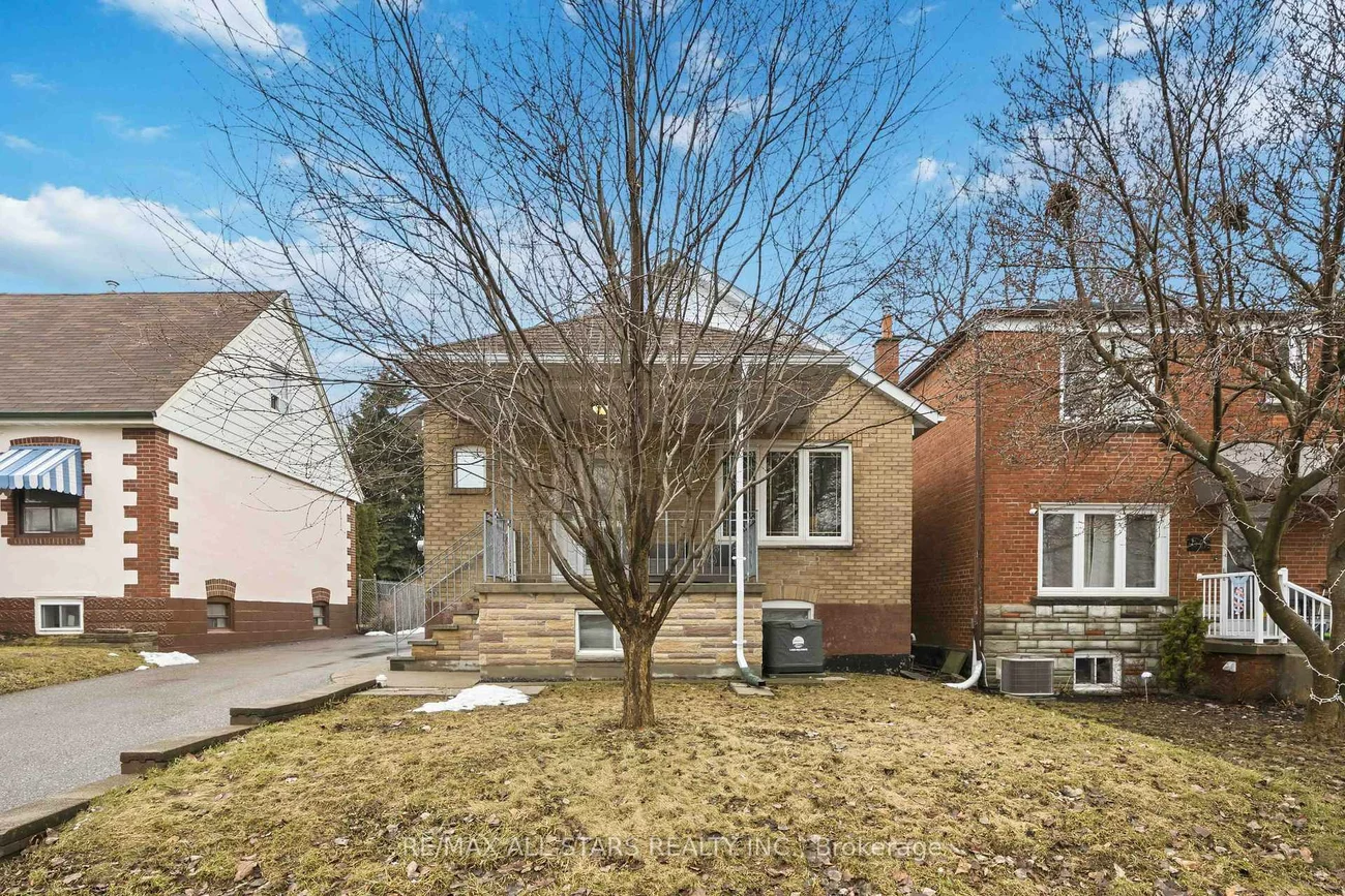28, Hubert, Clairlea-Birchmount, Toronto