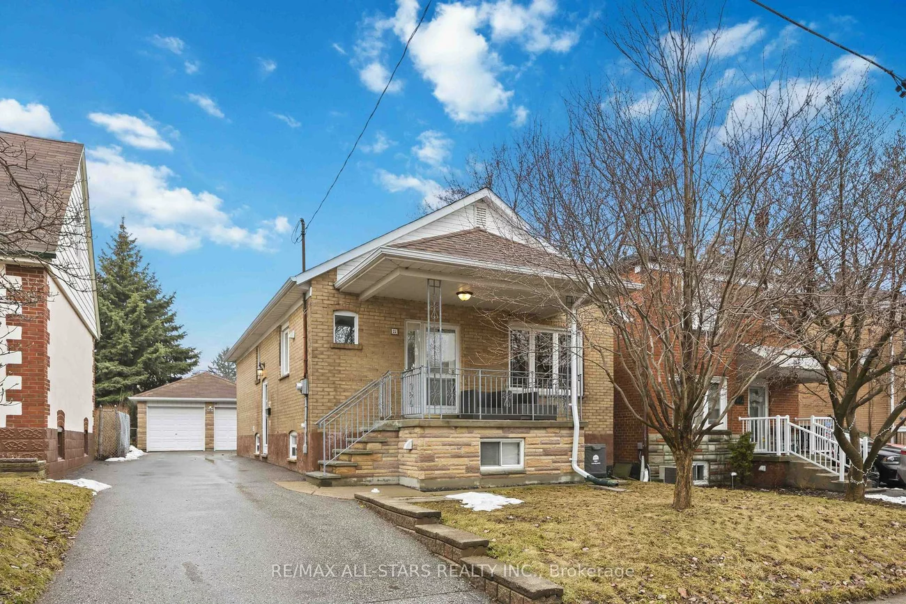 28, Hubert, Clairlea-Birchmount, Toronto
