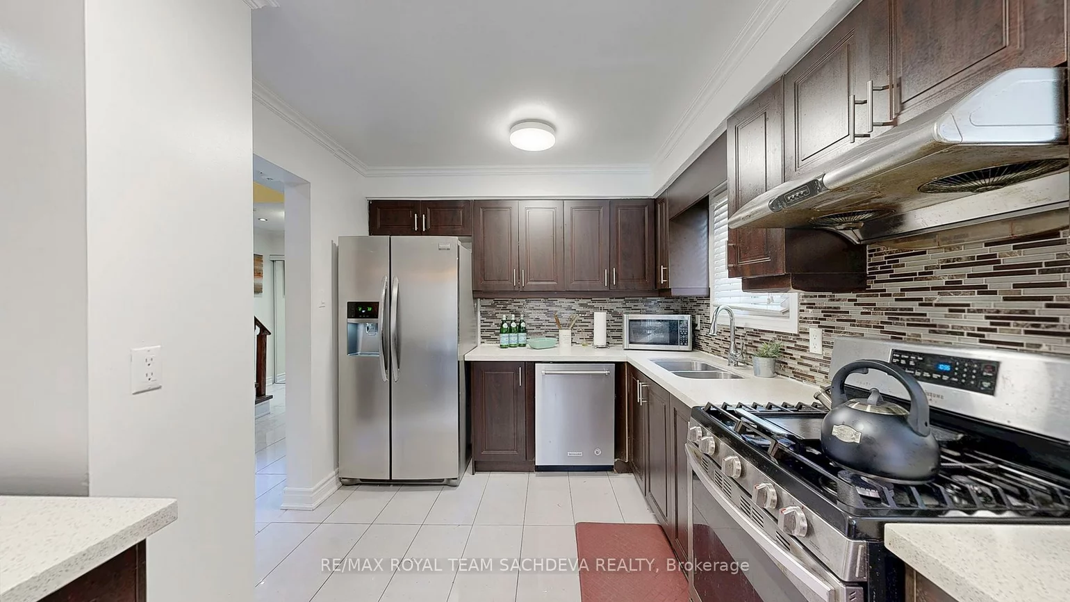 173, Dean Park, Rouge E11, Toronto