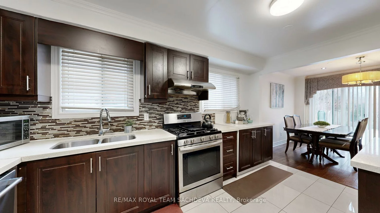 173, Dean Park, Rouge E11, Toronto