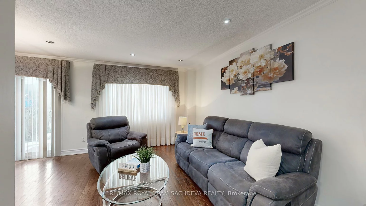 173, Dean Park, Rouge E11, Toronto