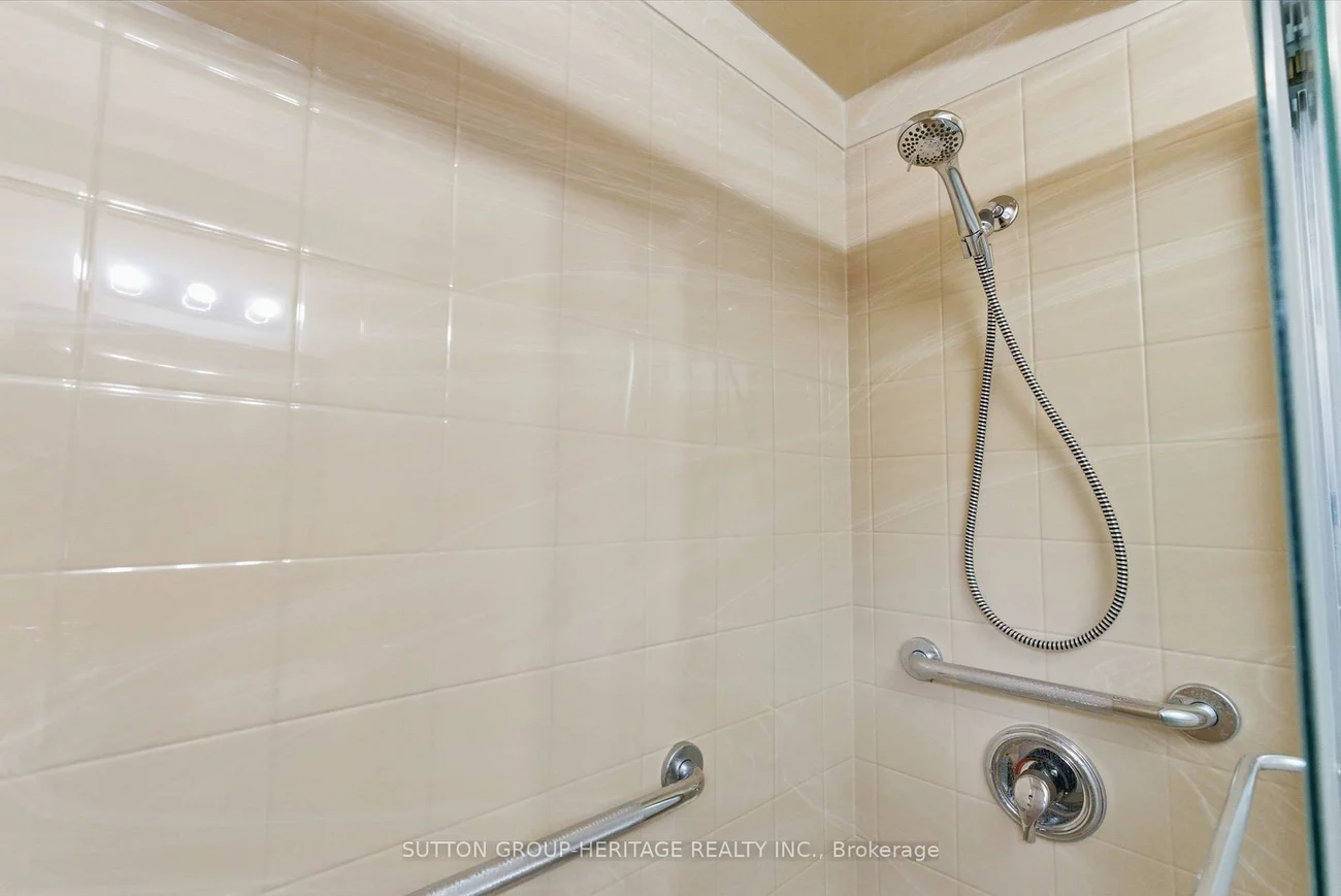 577, Bellamy, Woburn, Toronto