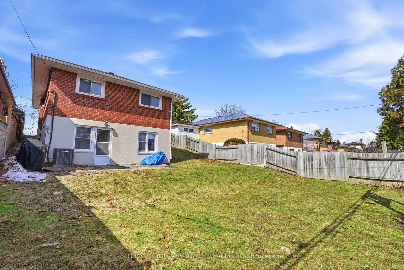 577, Bellamy, Woburn, Toronto