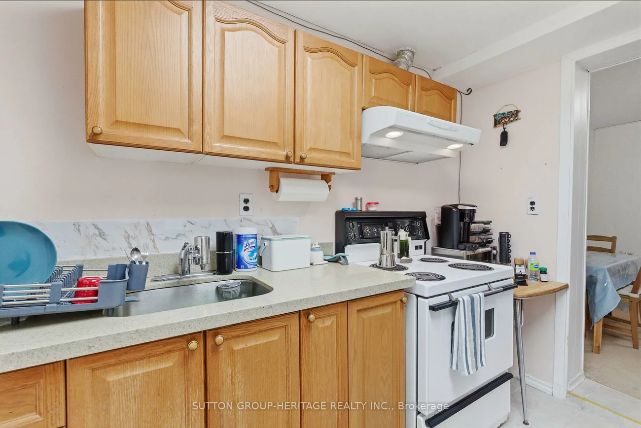 577, Bellamy, Woburn, Toronto