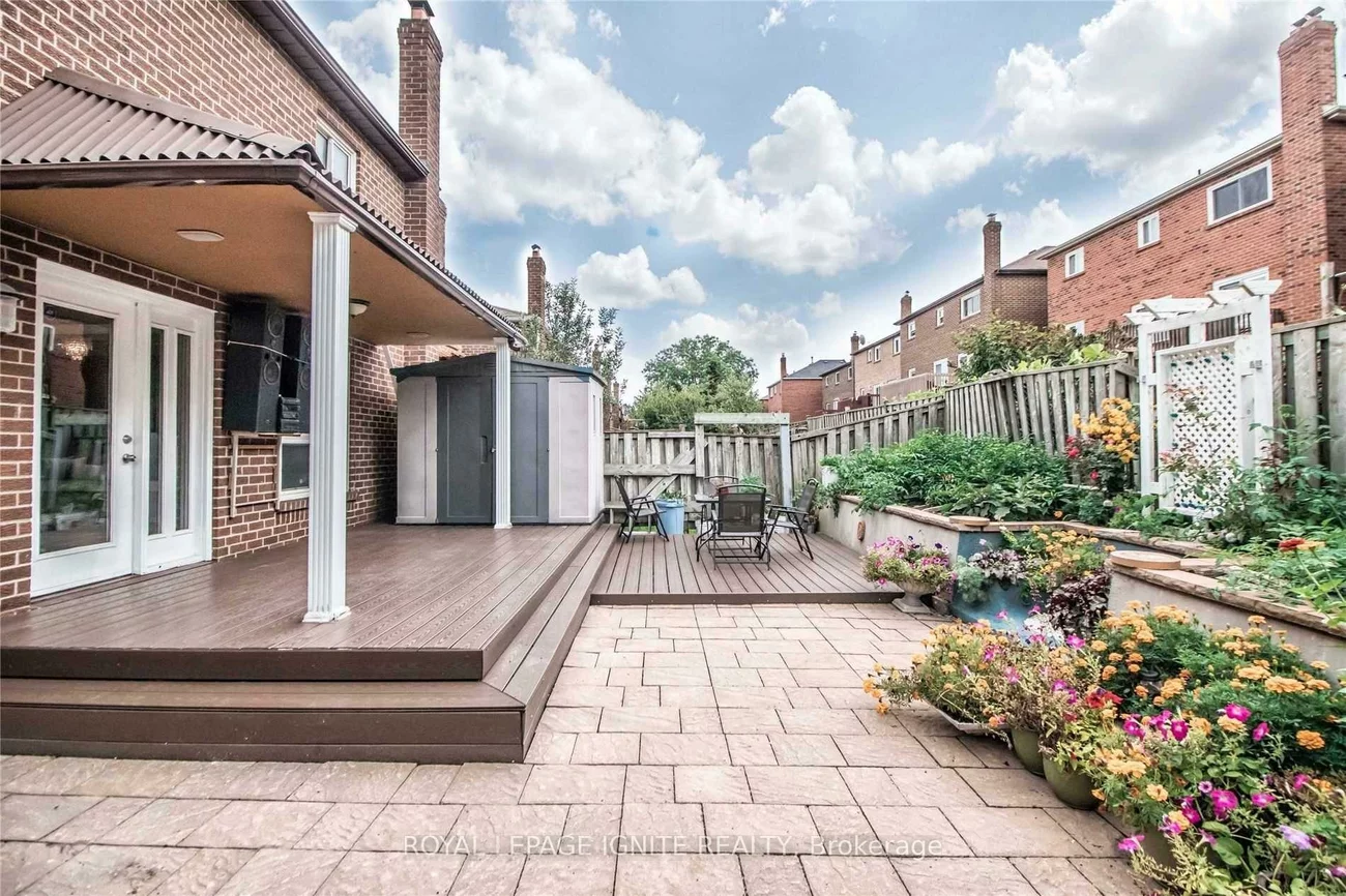 11, Carisbrooke, Malvern, Toronto