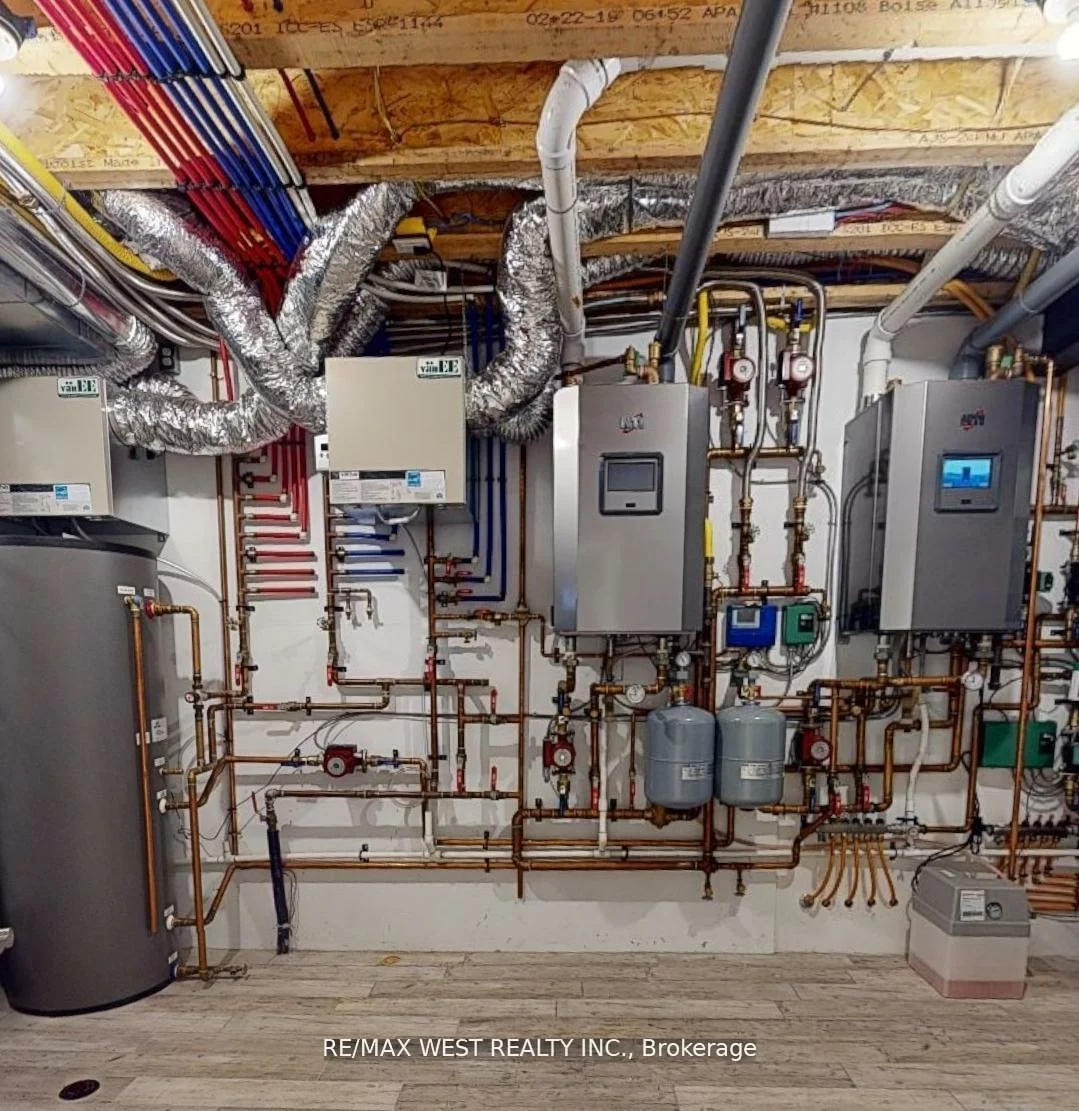 18, Windy Ridge, Scarborough Village, Toronto